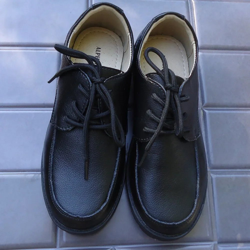 NWOT. SIZE 22.5 / 35. Alpheligance Boy's Kids Black Oxford Leather Dress Shoes.